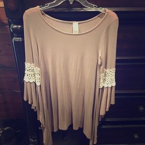 Chrochet detail tunic